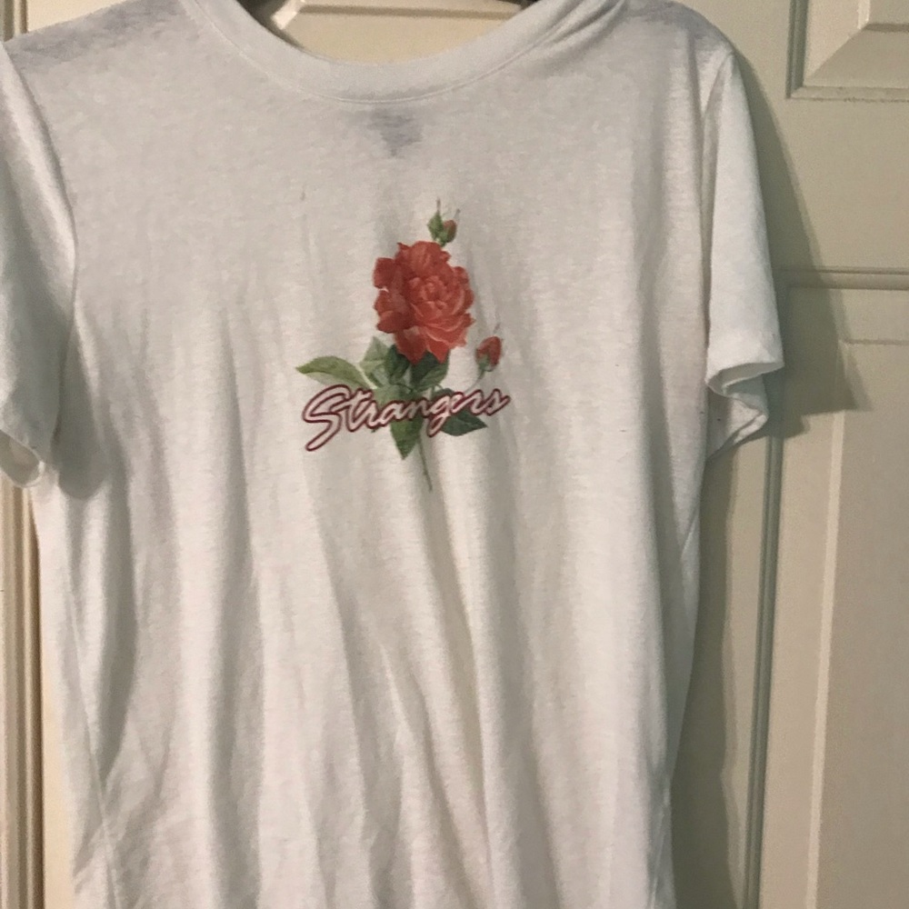 Strangers thin top